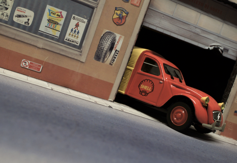 Illustration for article titled "Wagon" Wednesday Bread Box Week: Une Canard?